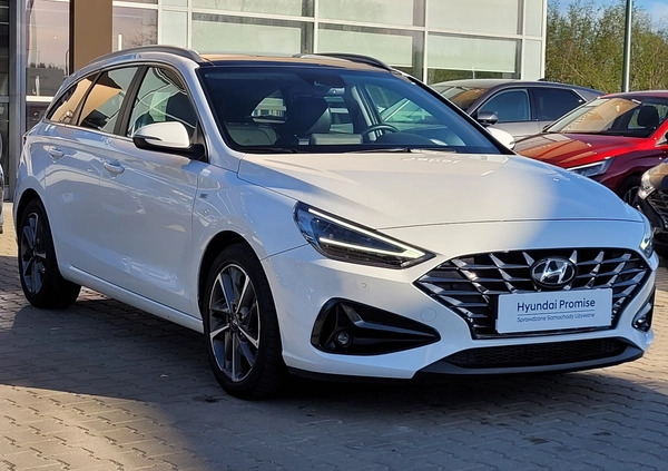 Hyundai I30 cena 92900 przebieg: 88840, rok produkcji 2021 z Czersk małe 667